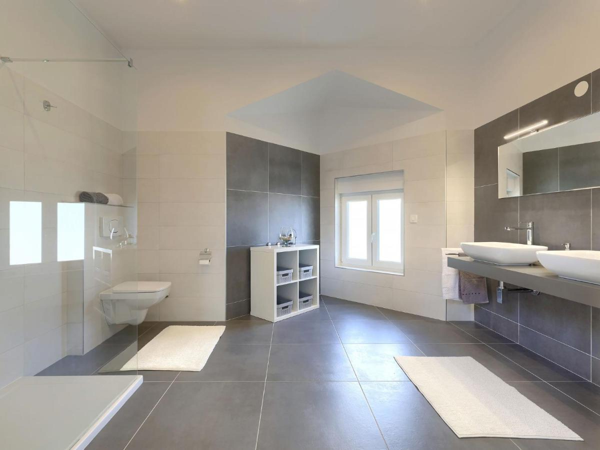 Holiday Home Villa Gocci By Interhome Kmeti Bagian luar foto
